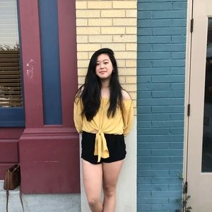 Meet your Posher, Elina